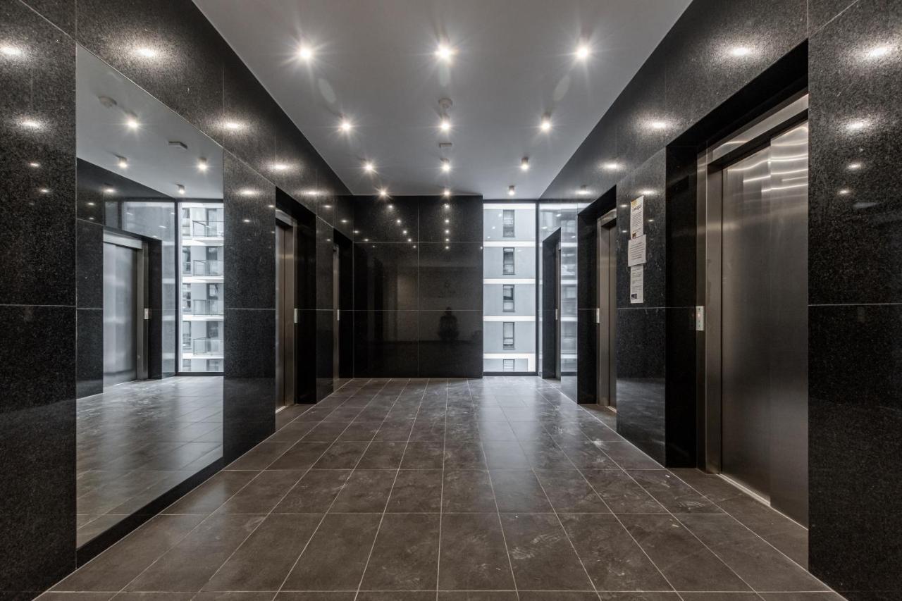 Apartamento Prymasa Tysiaclecia 83A Varsovia Exterior foto