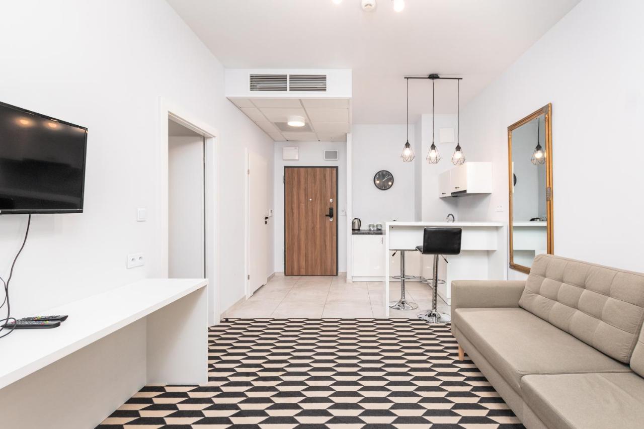 Apartamento Prymasa Tysiaclecia 83A Varsovia Exterior foto